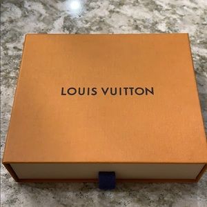 Louis Vuitton box